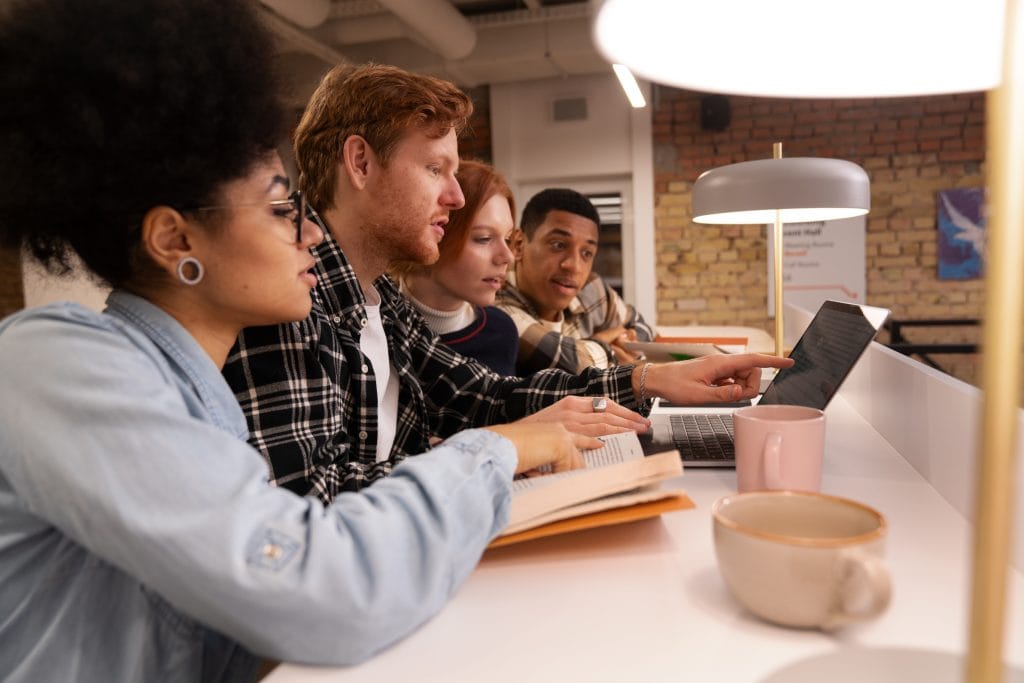 Klub książki – rozmowa po angielsku online